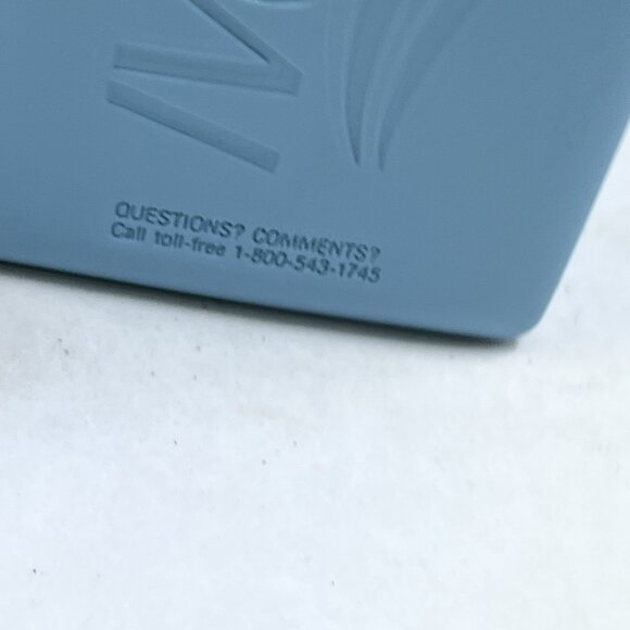 Vintage Ivory Liquid Soap 9 Oz Blue Pump Bottle 1988 Made In USA Lot Of 2 - Picture 4 of 9